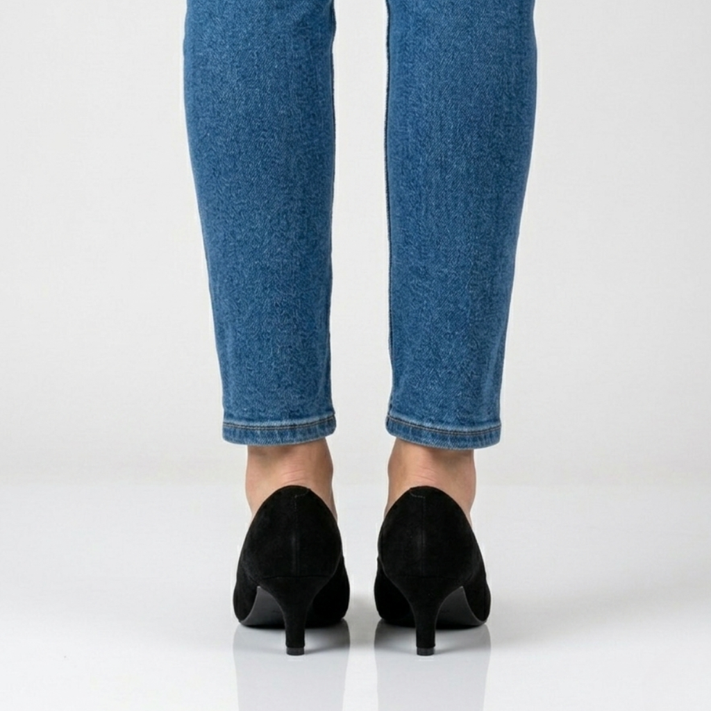 Mila | Zapatilla de Gamuza Suave