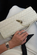 Melanie | Bolso de Mano para Mujer con Moño Dorado