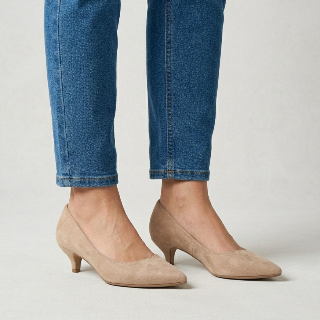 Victorie | Kitten Heel de Gamuza
