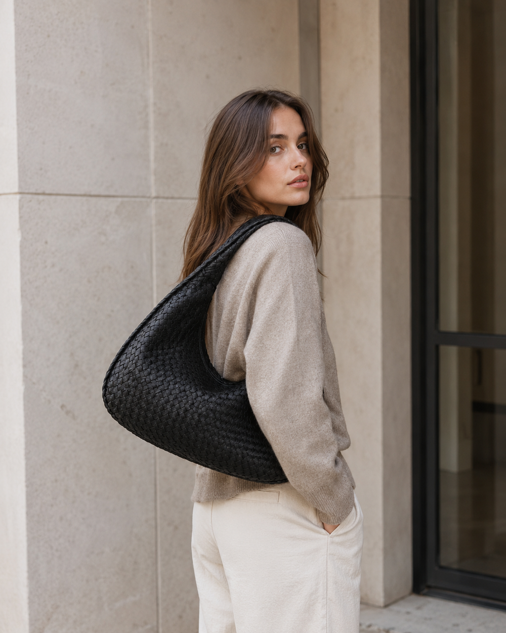 Bolsa de Hombro para Mujer Tejida Amplia